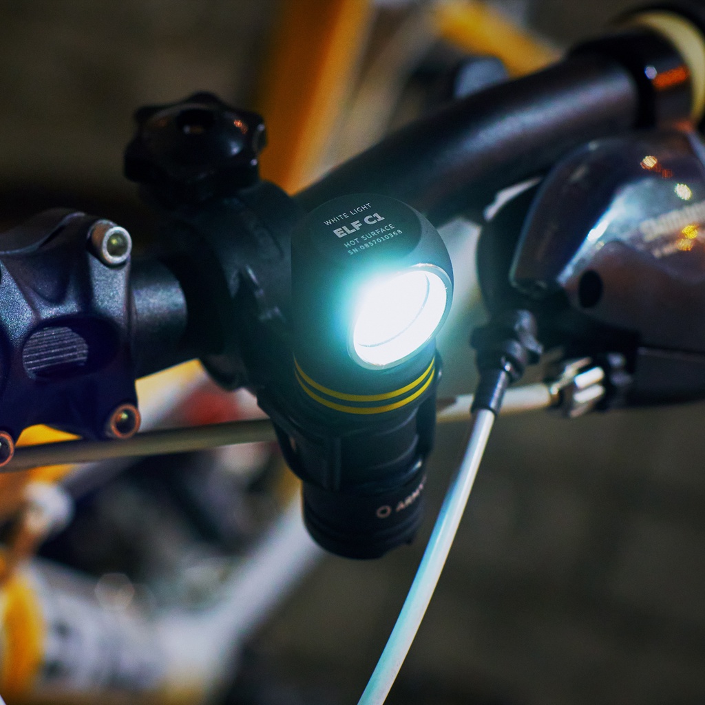 Đèn Pin Armytek Elf C1