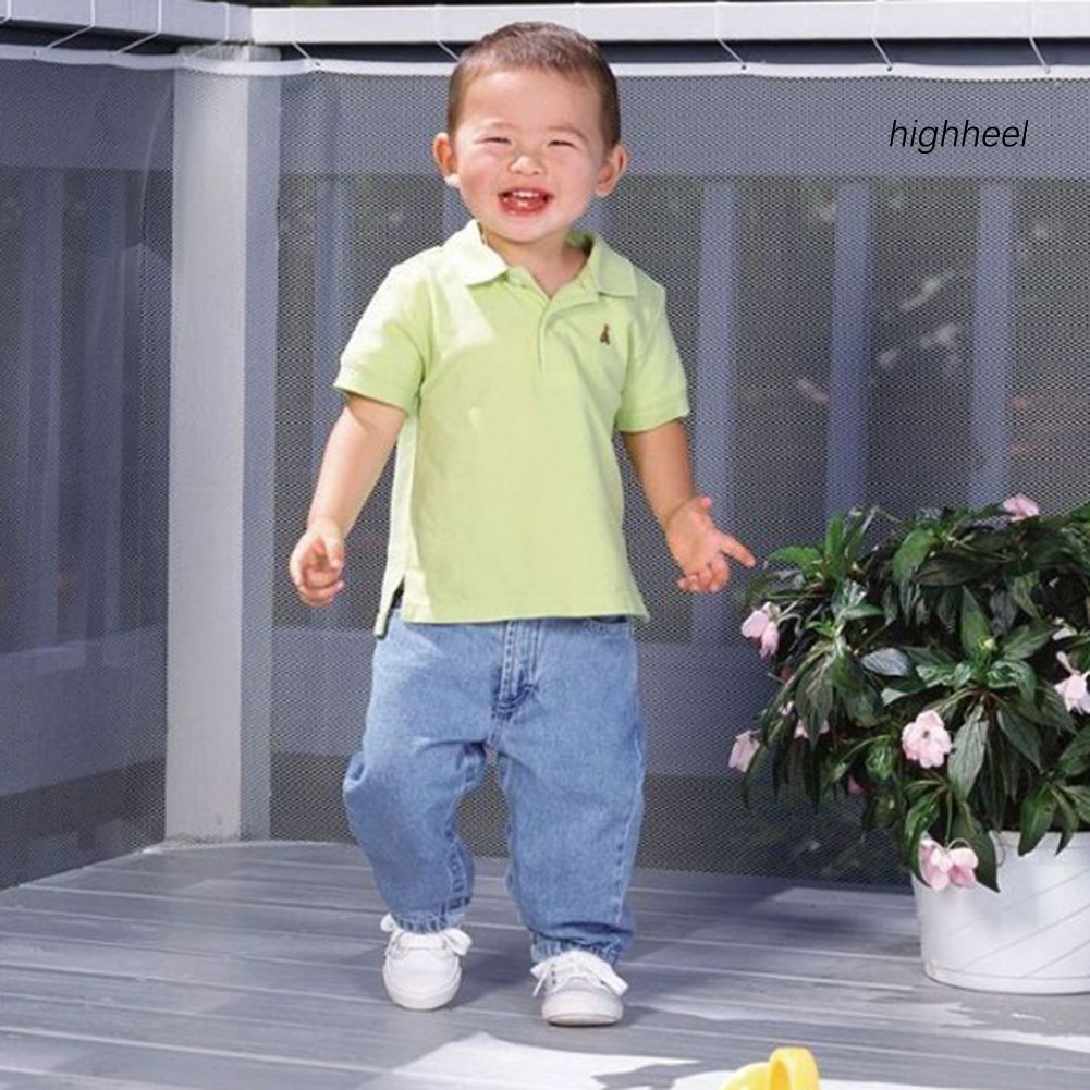 Lưới chắn cầu thang bằng lưới tiện dụng giúp che chắn cầu thang phù hợp cho những gia đình có con nhỏ SIGO
