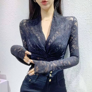 Áo Kiểu Nữ Tay Dài Cổ Chữ V Phối Ren Thời Trang