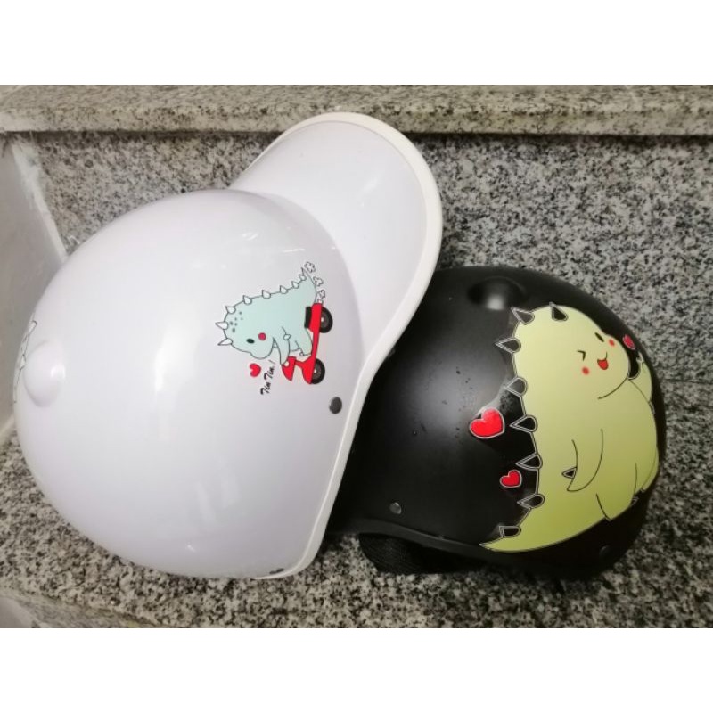 Sales-Nón bảo hiểm kết nữ in hình khủng long cực kute