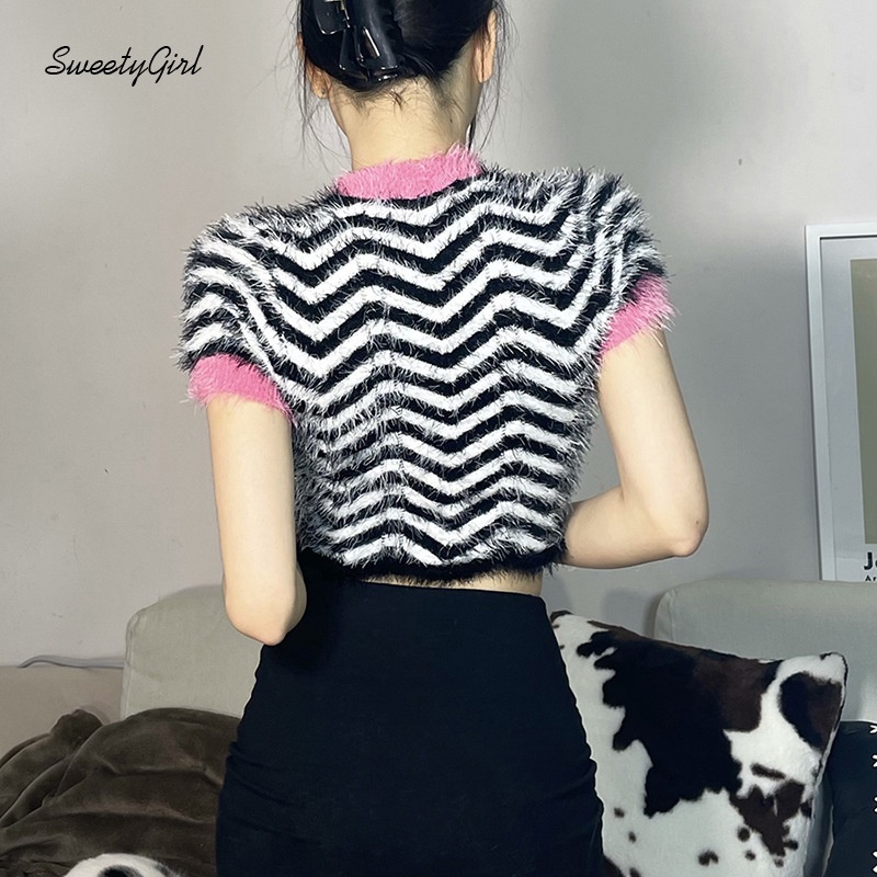 Áo Thun Ngắn Tay Cổ Tròn Họa Tiết Kẻ Sọc Thời Trang Cho Nữ 2022