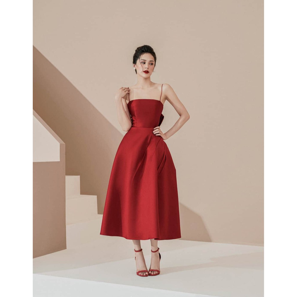 Đầm dự tiệc hai dây thiết kế cách điệu sau lưng sang trọng Shadow | BigBuy360 - bigbuy360.vn