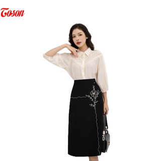 Chân váy đen suông A, thêu hoa họa tiết Toson 36996B62