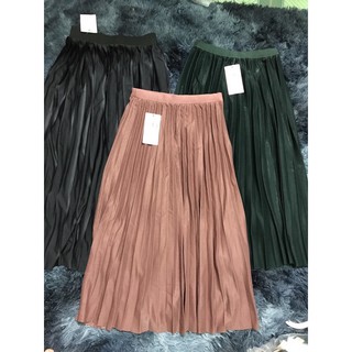 Chân váy xếp ly dài hàng qc