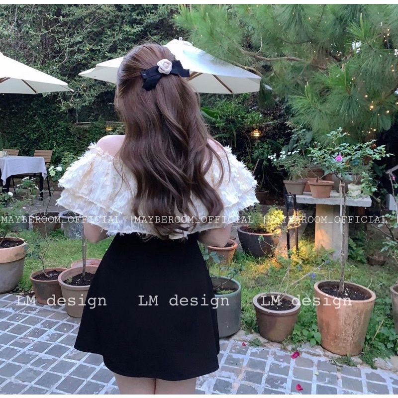 VÁY TRỄ VAI ĐEN XẺ PHỐI THÂN REN BÈO VTVBVH