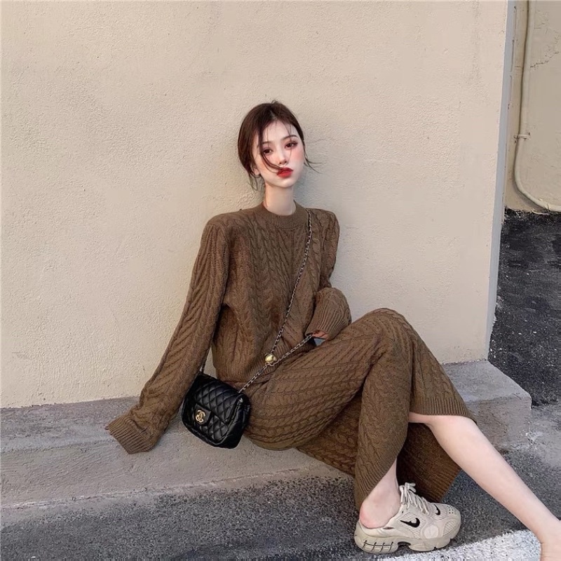 Kate✨Sét áo len thừng lửng kèm váy body dài