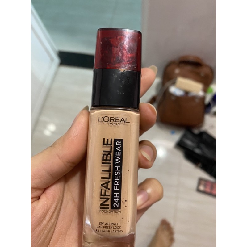 kem nền Loreal infallible 24h fresh wear