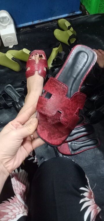 Dép H da rắn mẫu mới chất đẹp