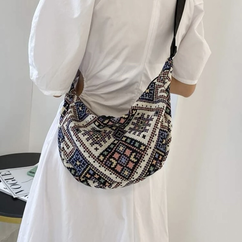 TÚI ĐEO CHÉO HOẠ TIẾT THỔ CẨM XINH TRENDY GIÁ RẺ TÚI TOTE  PHONG CÁCH RETRO HỌC SINH ĐƠN GIẢN ULZZANG HÀN