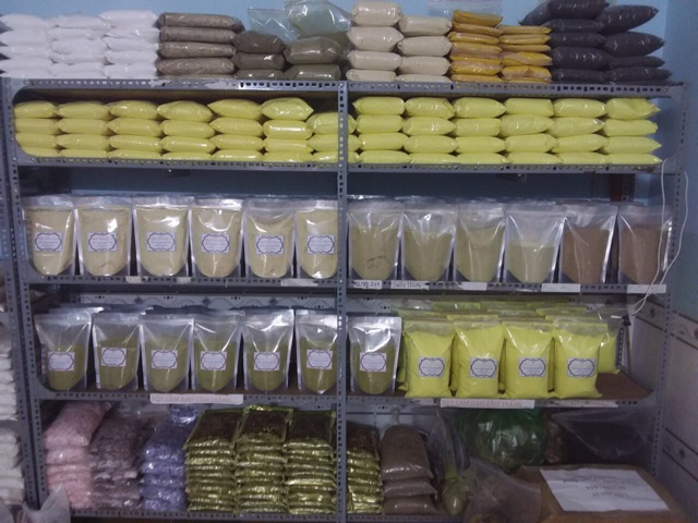 Giá Buôn 100g cám gạo trà xanh trắng da Handmade | BigBuy360 - bigbuy360.vn