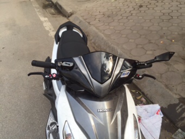 Tay phanh xe air blade