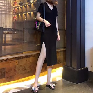 Đầm thun dài xẻ tà cổ V thời trang nữ tính
