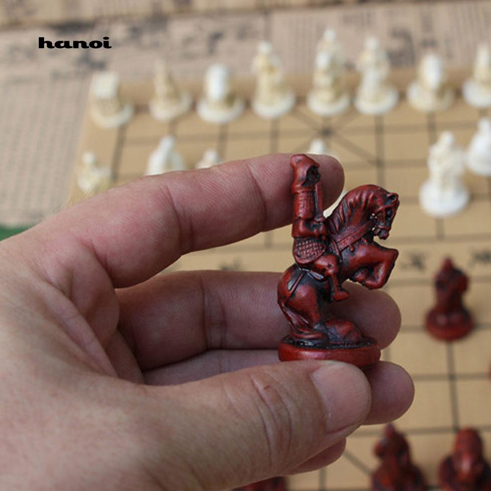 Set 1 bàn cờ + 32 quân cờ hình các chiến binh Trung Hoa cổ đại dùng để giải trí hiệu quả