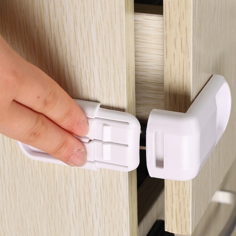 1 Khóa Cửa Tủ Lạnh/Ngăn Kéo Chống Kẹp Góc Phải Đa Năng Bảo Vệ An Toàn Cho Bé