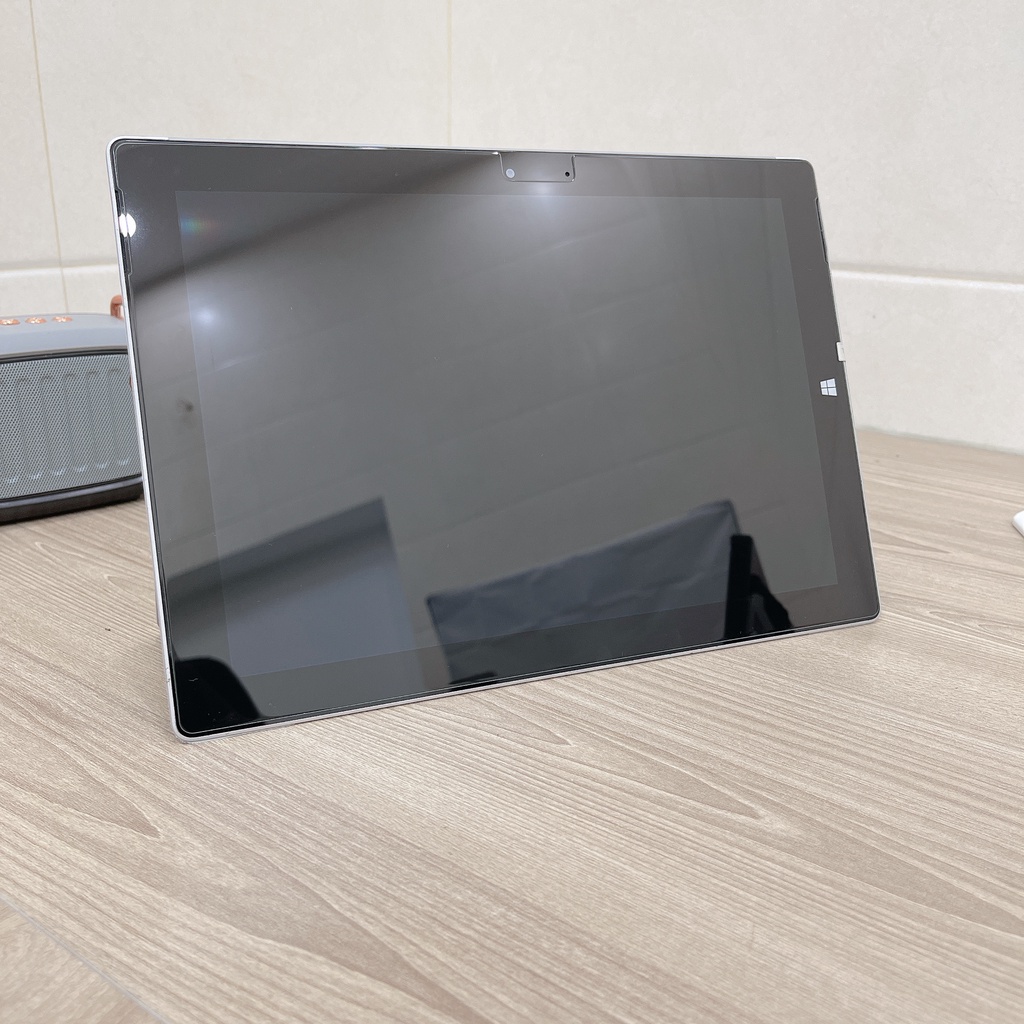 Máy tính bảng Surface 3 màn 10.8 Full HD hỗ trợ 4G LTE - ram 4G 64G