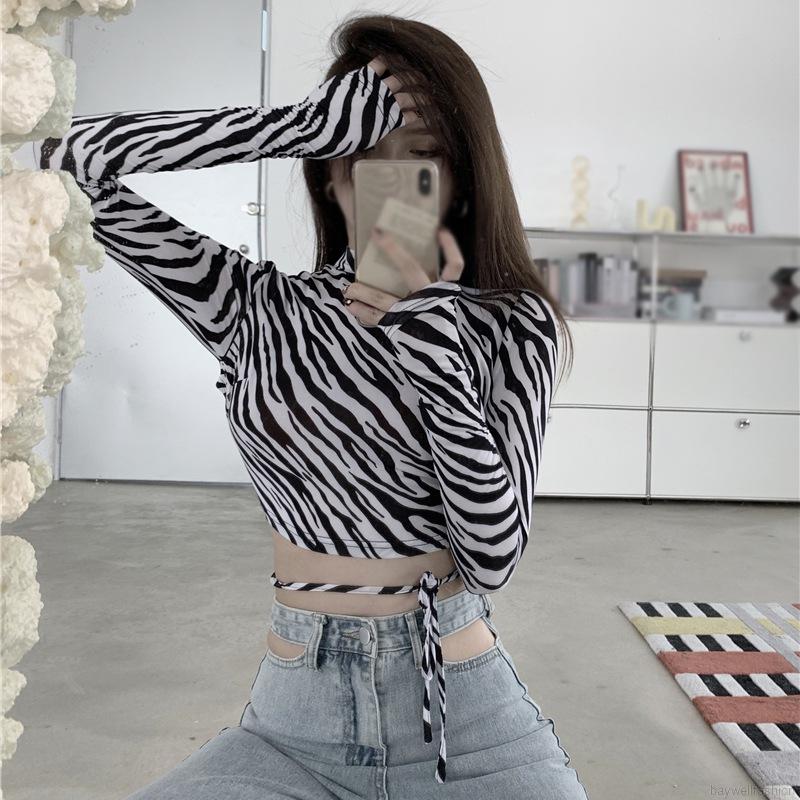 Áo croptop tay dài hở lưng họa tiết ngựa vằn quyến rũ thời trang cho nữ