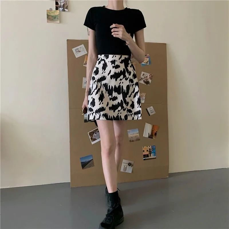 Chân Váy Chữ A Lưng Cao In Họa Tiết Graffiti Cá Tính | BigBuy360 - bigbuy360.vn