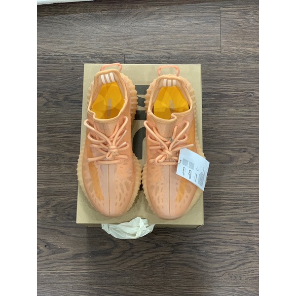 giầy adidas yeezy 350 v2