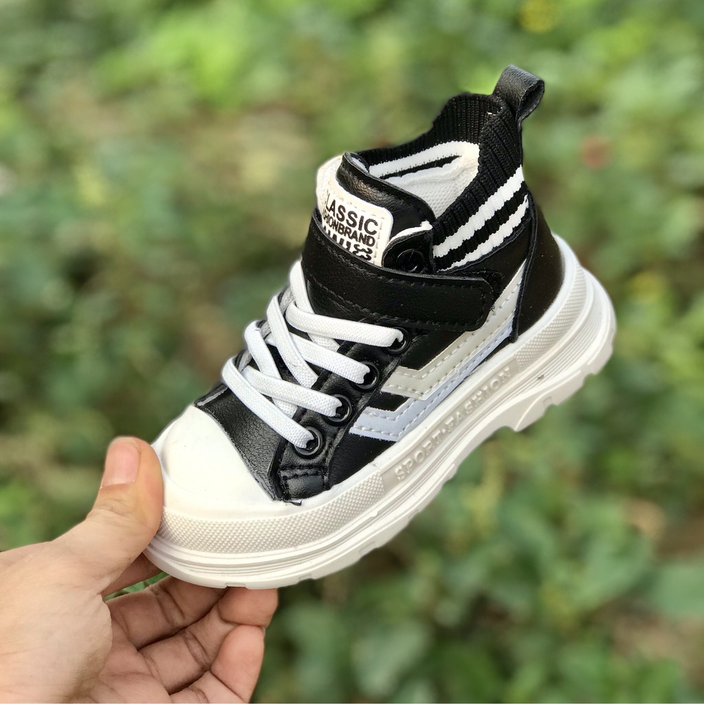 Bốt bé trai bốt bé gái boot cho bé Giày Boot Trẻ Em Cổ Chun Cao Cấp Quai Ngang Cho Bé f35 ảnh thật