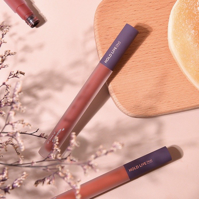 Son kem HOLD LIVE mềm mịn mọng môi Durable Air Lip Gloss HLIV55 | BigBuy360 - bigbuy360.vn