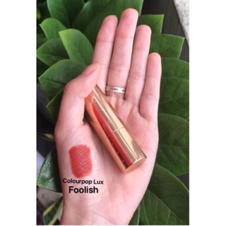Son Colourpop Lux lipstick
