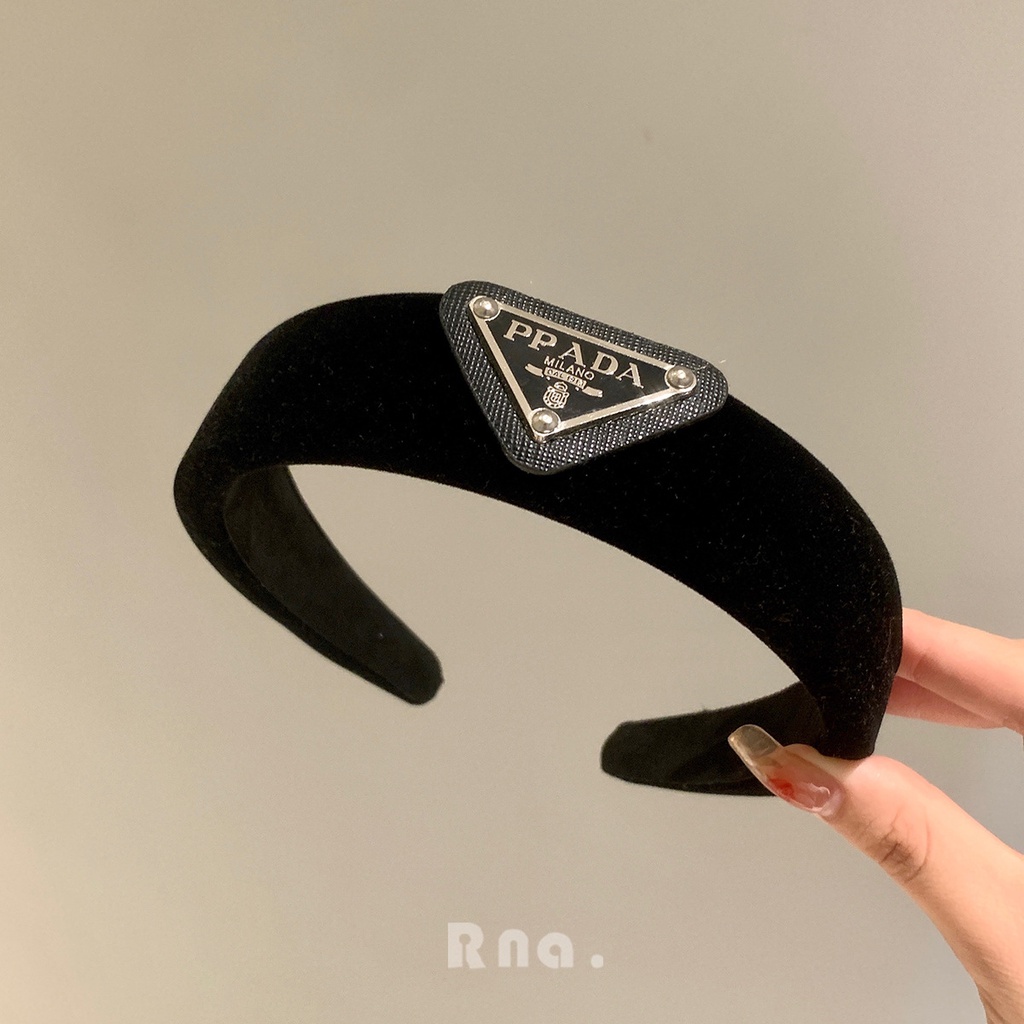 Kẹp Tóc Nhung Đen Hình Đầu Lâu Phong Cách Hàn Quốc 2022 Cho Nữ