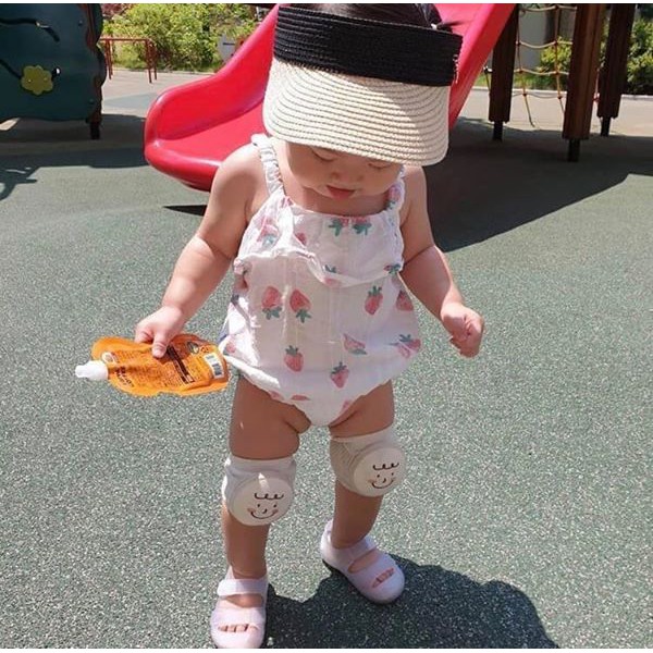 Sét bảo vệ đầu gối cho bé tập bò, tập đi tập vận động