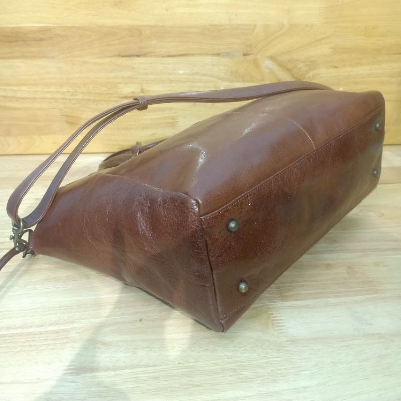 Túi xách công sở size a4 da thật secondhand  140318