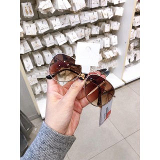 Kính Hm auth sale đồng giá