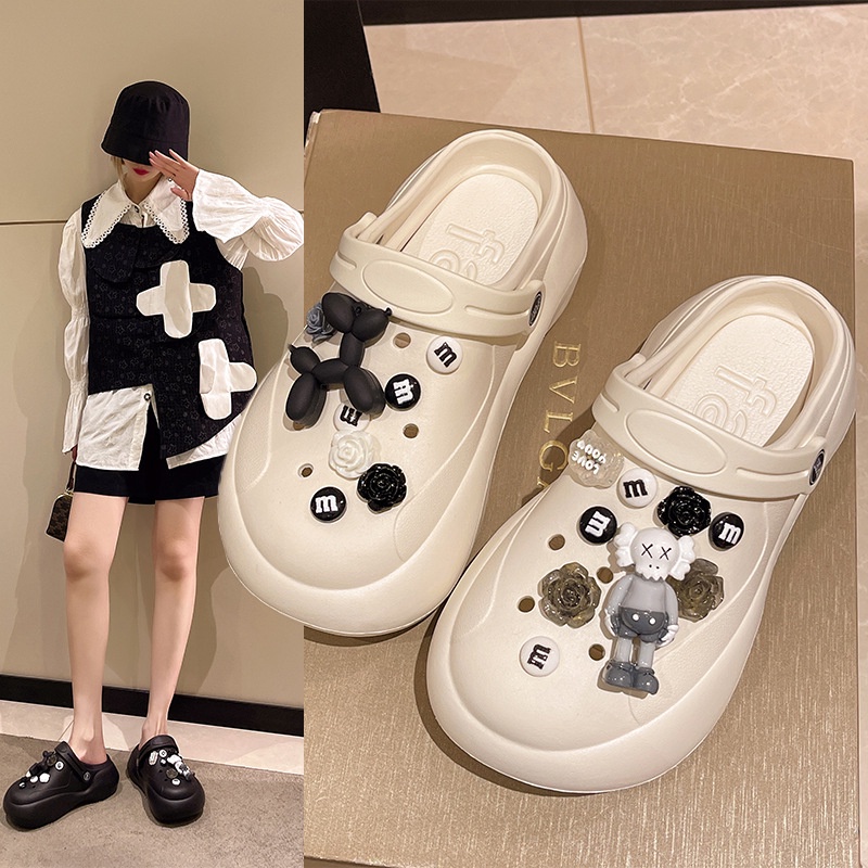 Dép Cross nữ Fashion kèm sticker Bearbrick , dép sục nữ siêu nhẹ chất Eva - dép nữ hot trend 2022