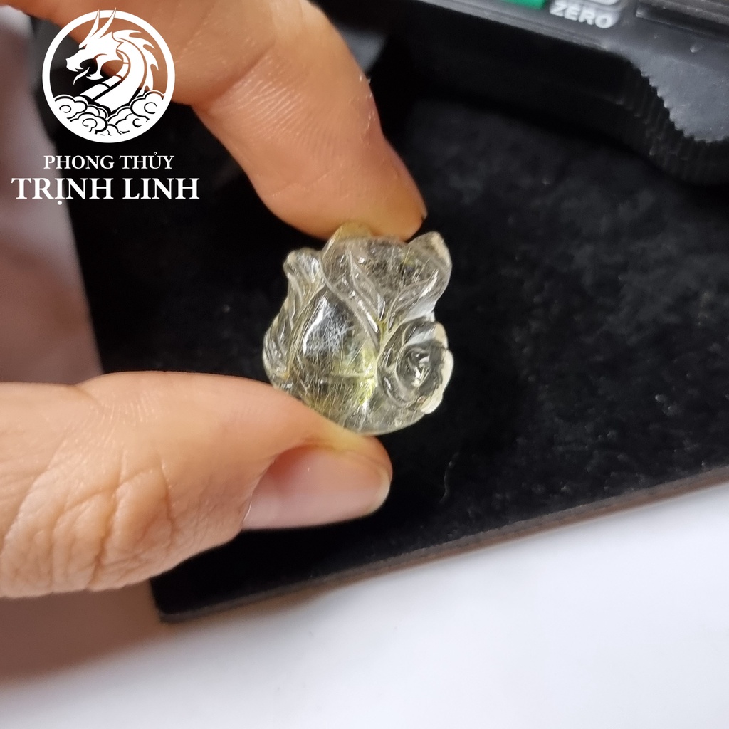 VÒNG CỔ CỬU VỸ HỒ LY TRÒN NGỒI ÔM HOA 030