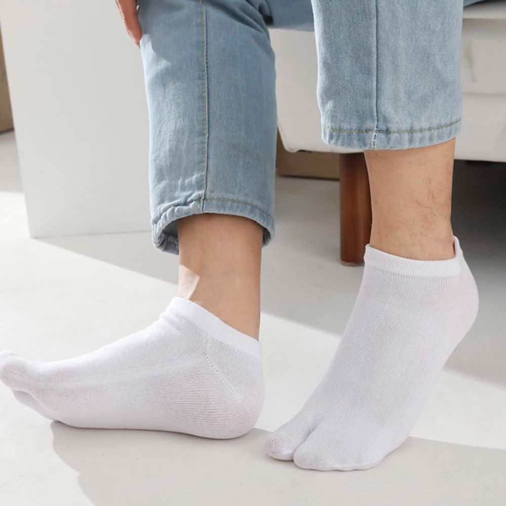 Tất xỏ 2 ngón thoáng khí phong cách thời trang cho nam nữ