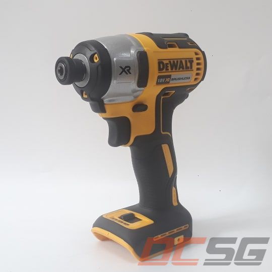 Máy vặn vít 207N.m dùng pin 20Vmax Dewalt DCF887N (không pin sạc)