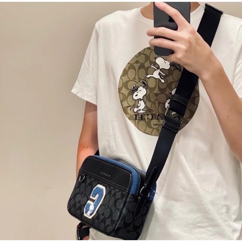 Túi đeo chéo Coach dây bản to unisex