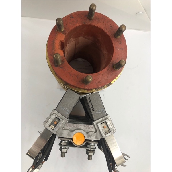 cổ góp điện + bộ chổi than trục65/110/180/6 pha