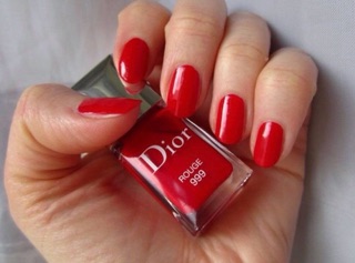 Sơn móng tay DIOR VERNIS ( tester unbox )