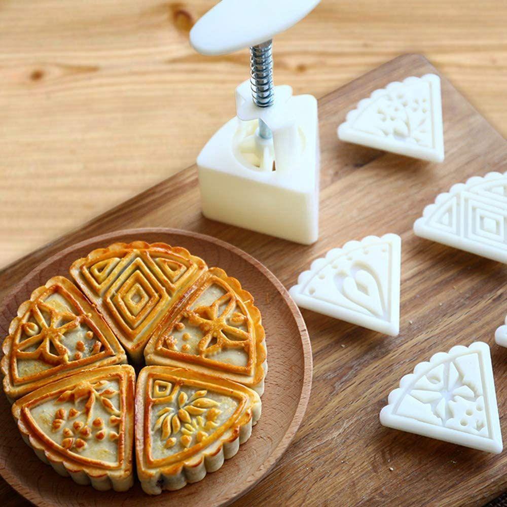Bộ Khuôn Làm Bánh Trung Thu 50g Tiện Dụng