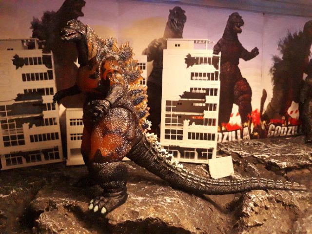 Mô hình đồ chơi khủng long quái vật burning godzilla NECA 1995.