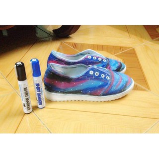 Bút vẽ lên áo không phai Artline Japan EKT-2