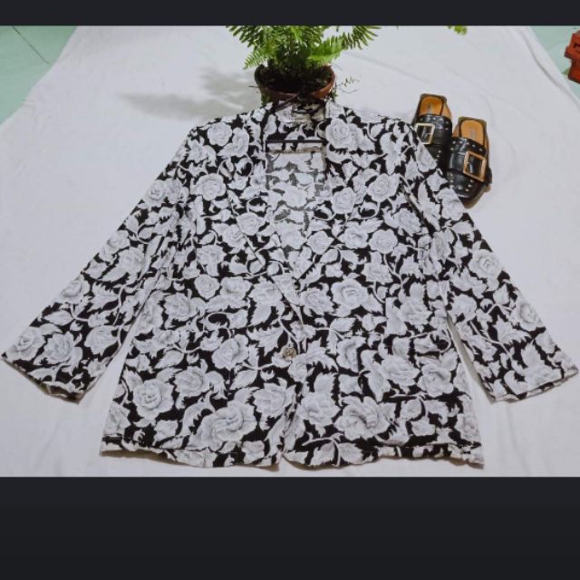 Áo vest  hàn quốc tuyển cực kỳ sang chảnh và cá tính  hàng tuyển chọn nên  không lo về  giá  và  chất lượng cao. Rất thí