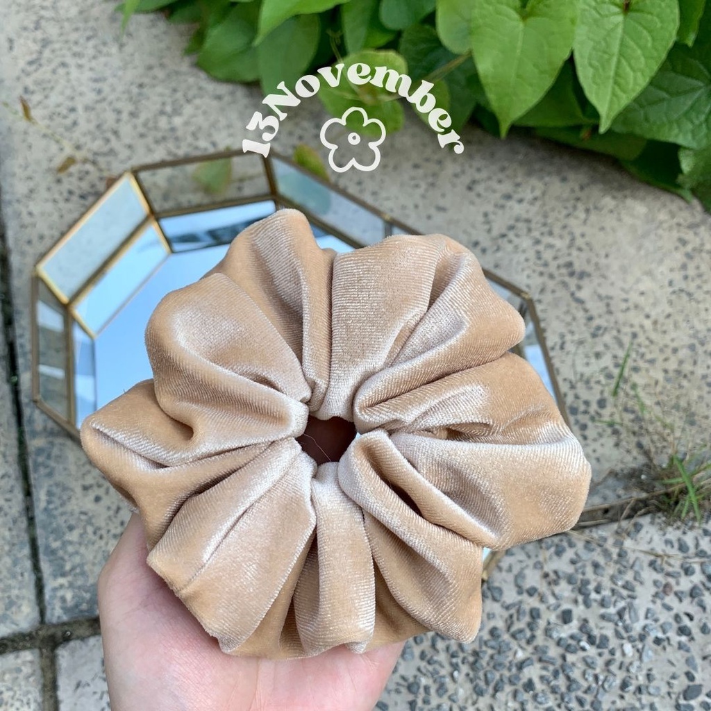 Scrunchies Nhung Cao Cấp Phồng To Dễ Thương Size Lớn Buộc Tóc Ánh Dạ Trơn Bóng Noel Hàn Quốc Hot Trend