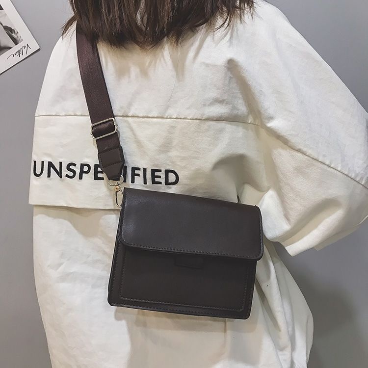 Túi xách nữ đeo chéo phong cách Hàn Quốc BAGROOM dạng hộp chữ nhật nhiều ngăn không thấm nước