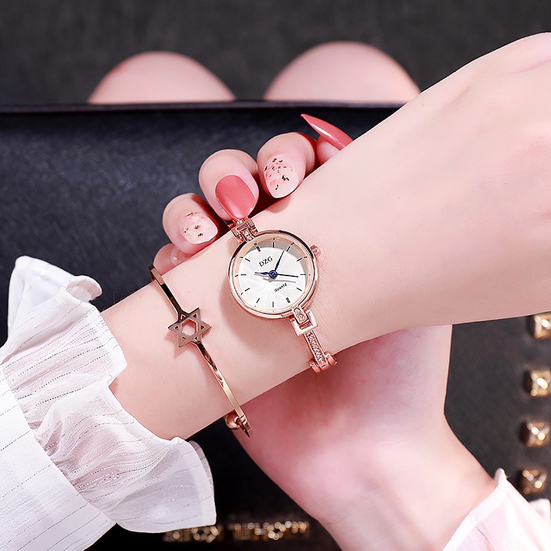 Đồng Hồ Nữ Thời Trang DZG Dây Kim Loại Kiểu Dáng Lắc Tay Sang Trọng