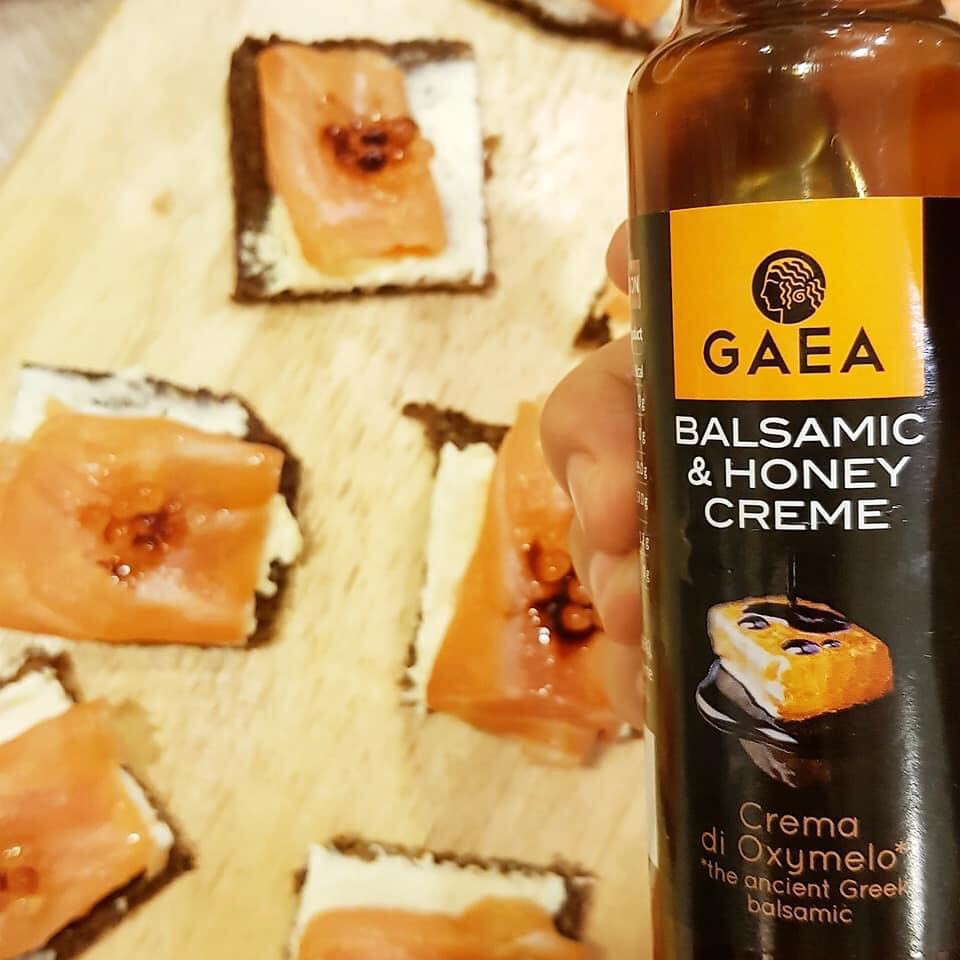 Nước sốt balsamic và mật ong nhãn hiệu Gaea 200ml