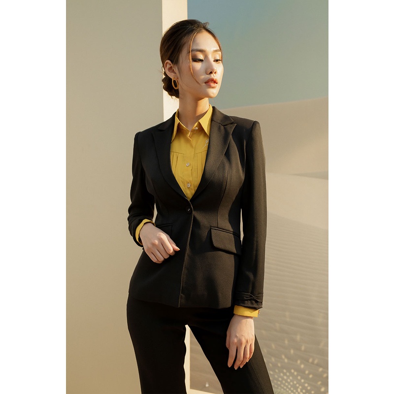 Áo vest xếp ly trang trí cửa tay LEIKA