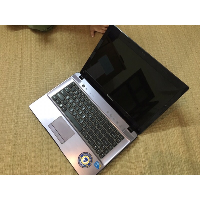 Laptop UFO Lenovo Z470 i5 văn phòng đẹp thời trang VGA Duall mạnh mẽ