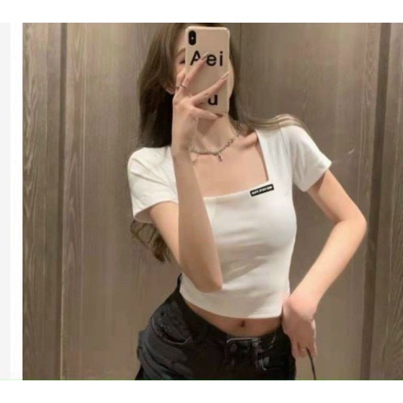 Áo croptop logo cổ vuông tay ngắn chất thun gân phong cách Hàn Quốc dễ thương, áo croptop xinh | BigBuy360 - bigbuy360.vn