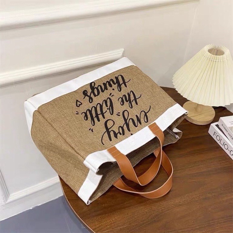 Túi cói Enjoy vai bằng da xinh xắn bỏ cả thế giới đồ đạc đi biển