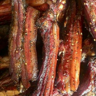 1kg thịt cheo ( thịt hun khói, thịt ba chỉ cheo)