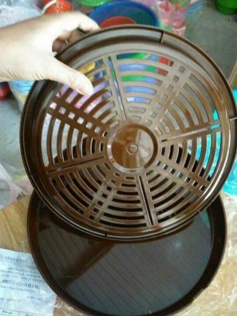 KHAY TRÀ TRÒN GIẢ NHỰA GỖ  MÂY